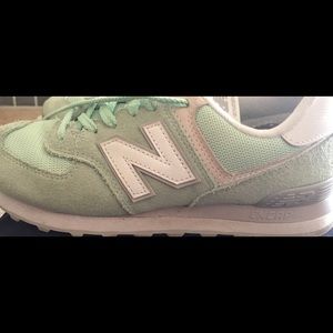 Women’s New Balance Classic 574 Sneaker